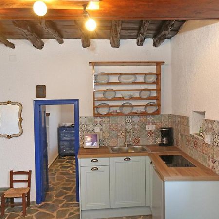 Le Petit Chateau Ano Syros Ngoại thất bức ảnh
