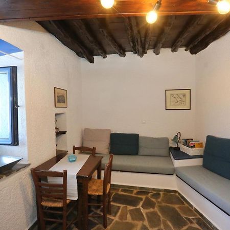 Le Petit Chateau Ano Syros Ngoại thất bức ảnh