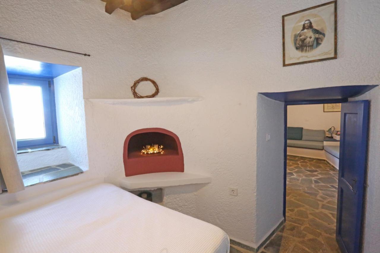 Le Petit Chateau Ano Syros Ngoại thất bức ảnh
