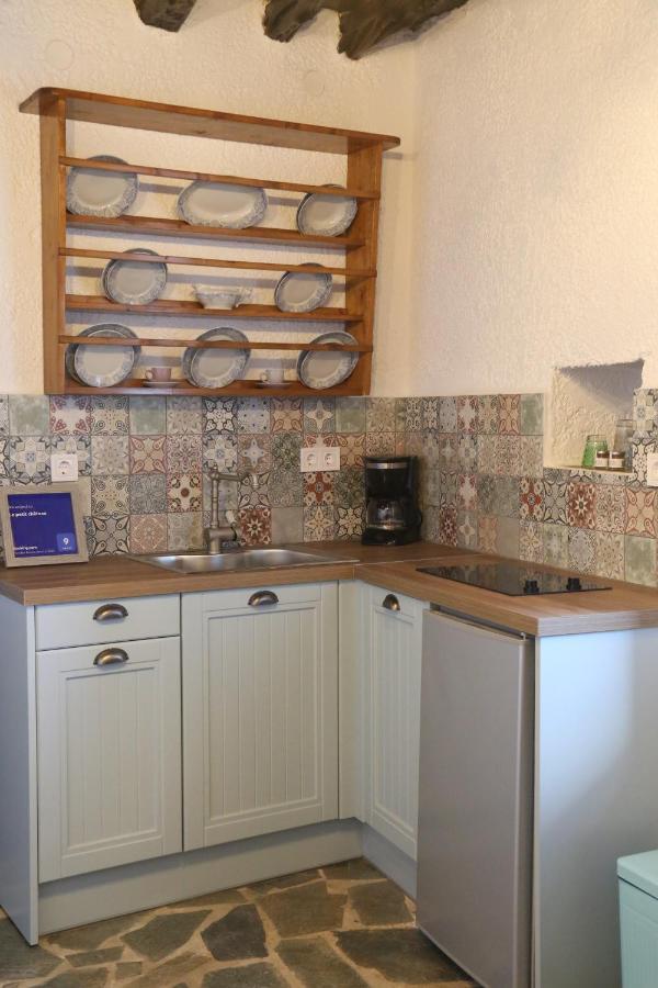 Le Petit Chateau Ano Syros Ngoại thất bức ảnh