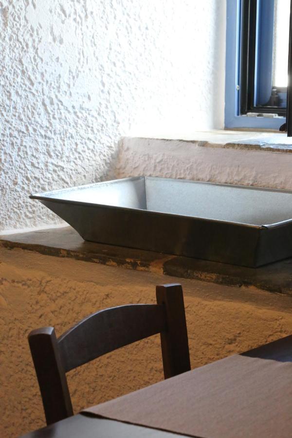 Le Petit Chateau Ano Syros Ngoại thất bức ảnh