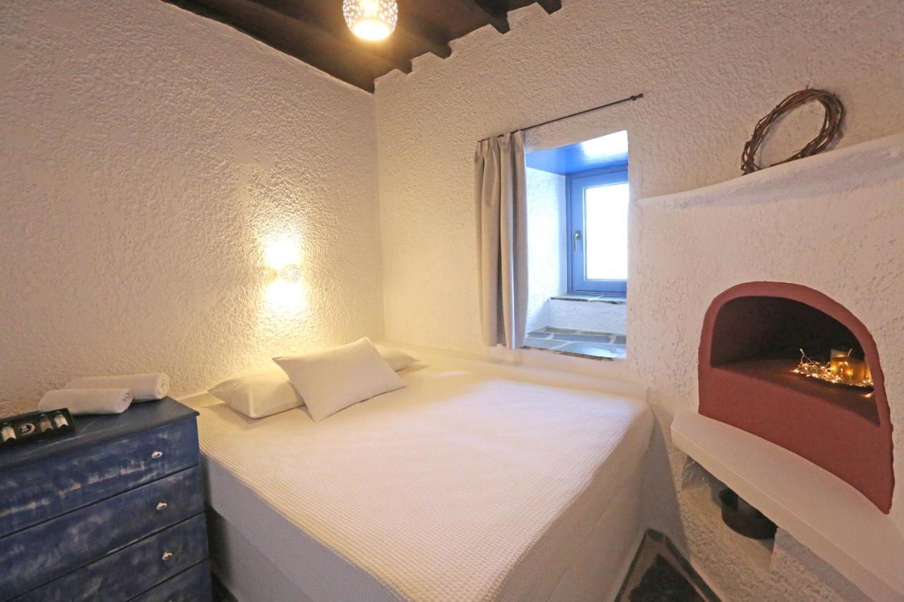 Le Petit Chateau Ano Syros Ngoại thất bức ảnh